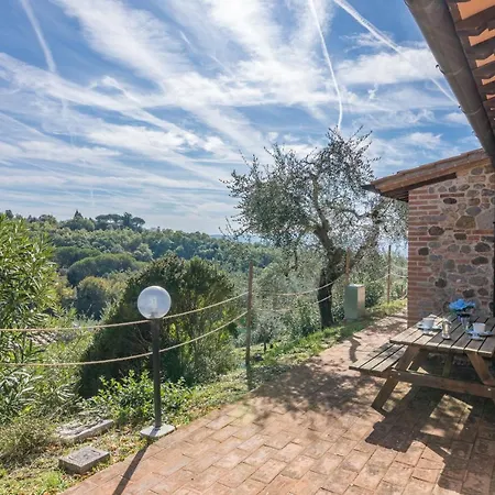 Agriturismo Podere Toscano *
